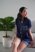 Load image into Gallery viewer, Navy blue silk shorts set