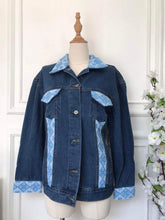 Load image into Gallery viewer, (m) Blue Denim Jacket
