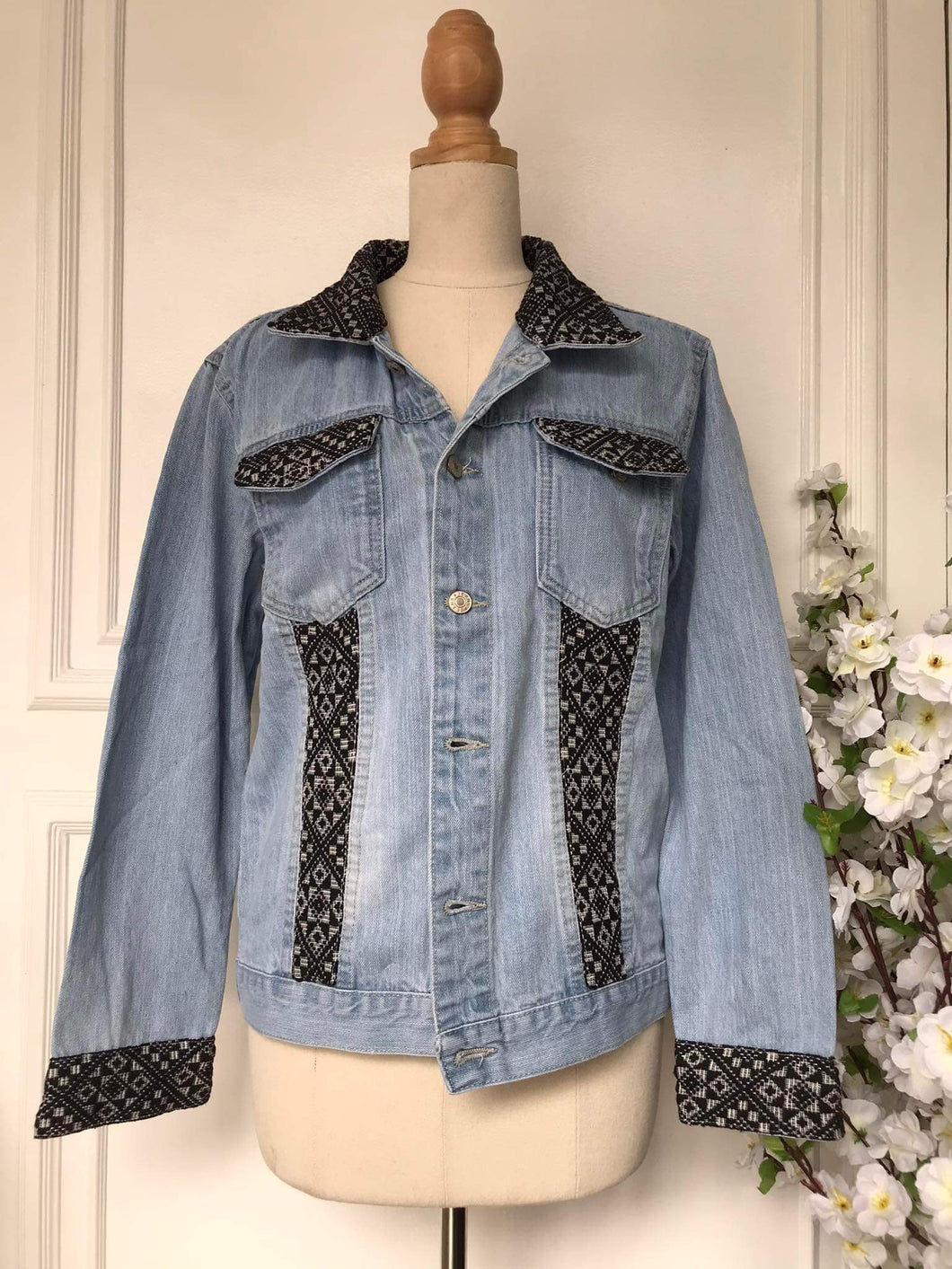 (l) Black Denim Jacket
