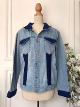 Load image into Gallery viewer, (xl) Blue Denim Jacket
